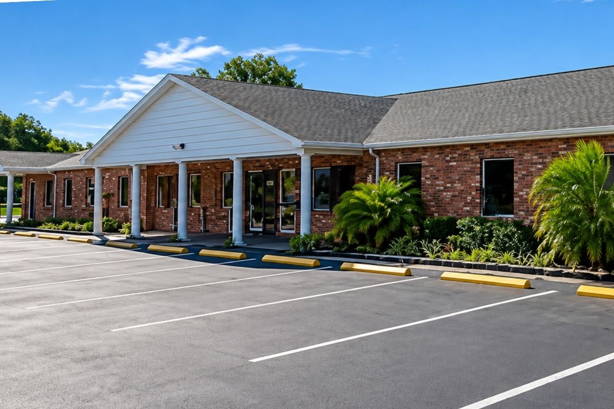 Exterior of the Genesis Center at Meals on Wheels Pasco