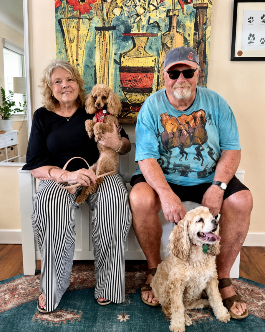 Meals on Wheels of Pasco volunteer delivery crew with Nugget and Taffy